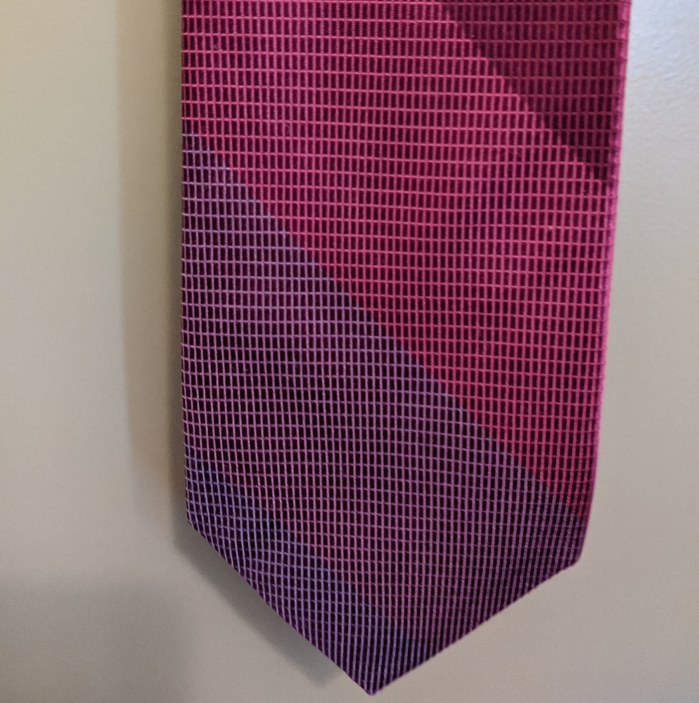 Robert Graham 100% Silk Tie 3.5" Gently Used